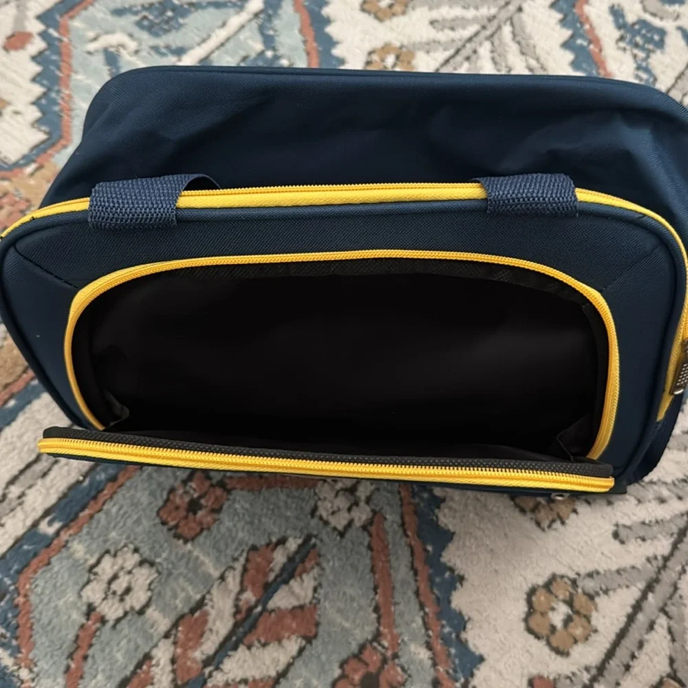 Rockland F102 Expandable Carry-On Softside